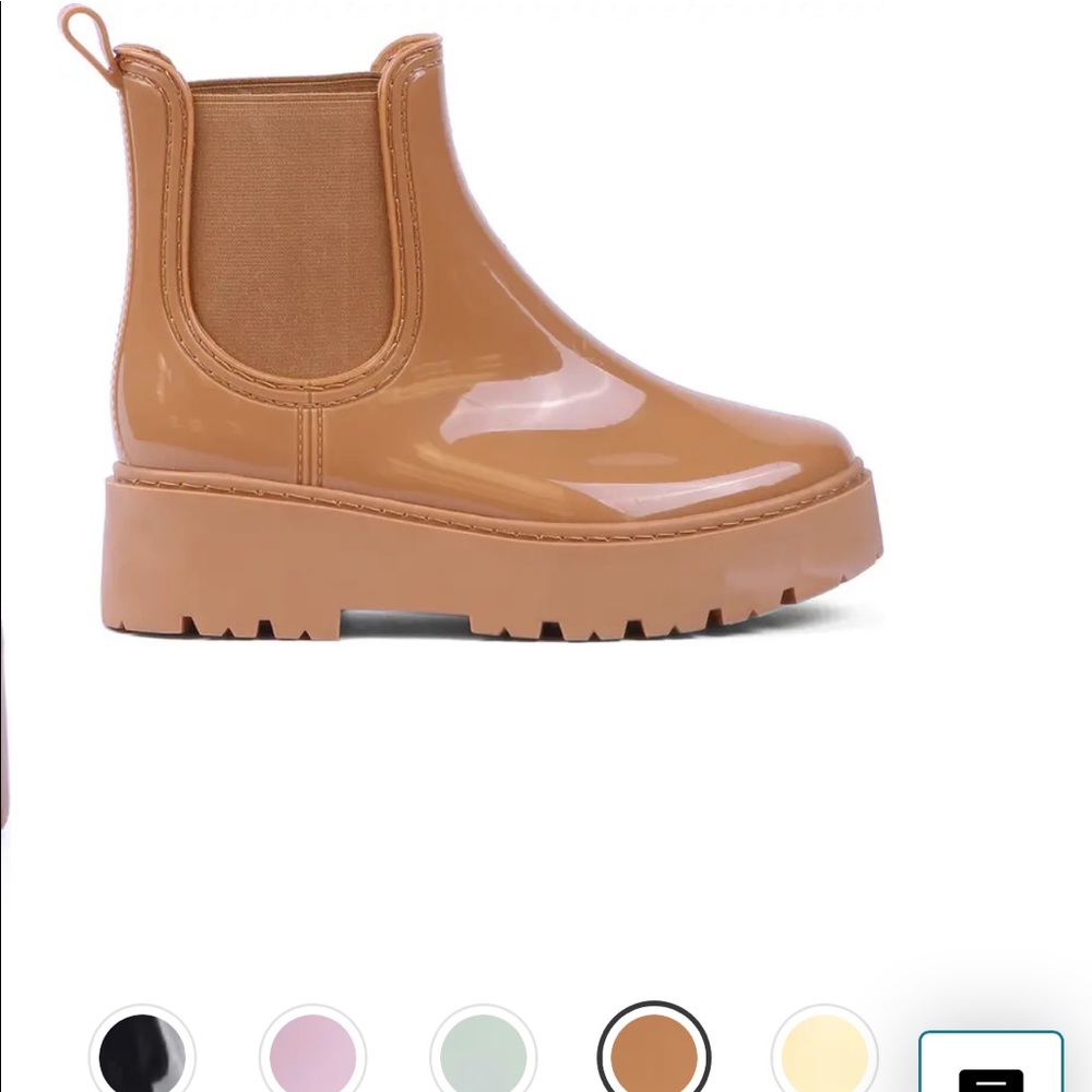 COPY - Brand New, Still In box, DV rain boots